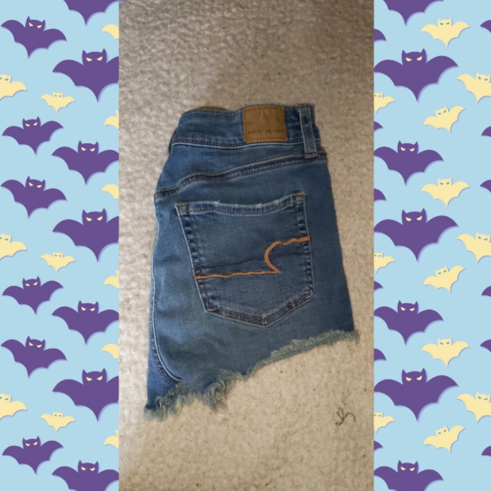 AE shorts - Picture 2 of 2